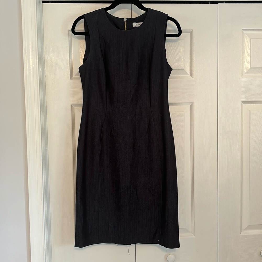 'Calvin Klein' sleeveless sheath dress in blue/grey denim color